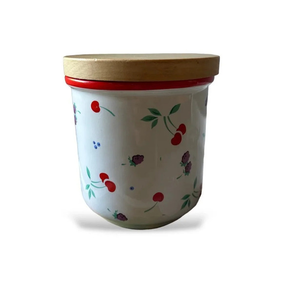 Other - Vintage 70s Berries Jubilee Porcelain Canister
